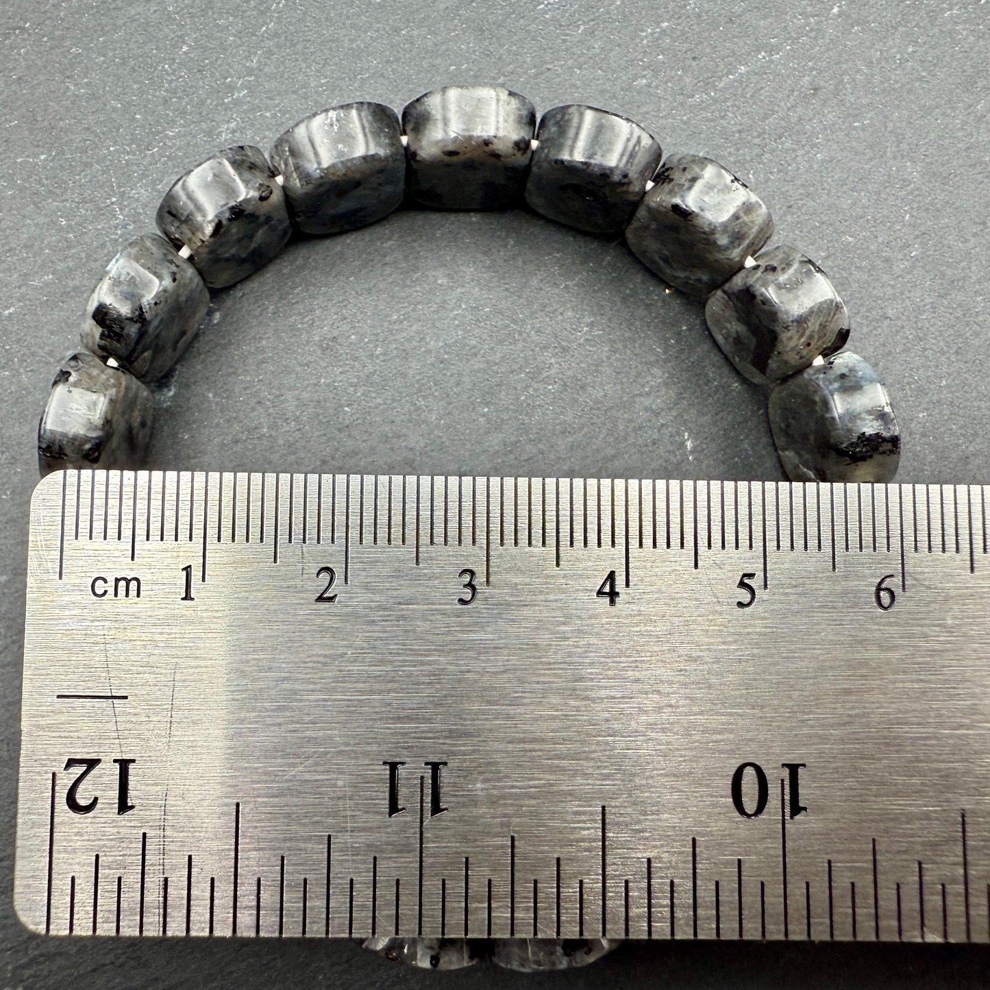 Gray Labradorite Bracelet – 15MM Oval Stone, Intuition & Strength