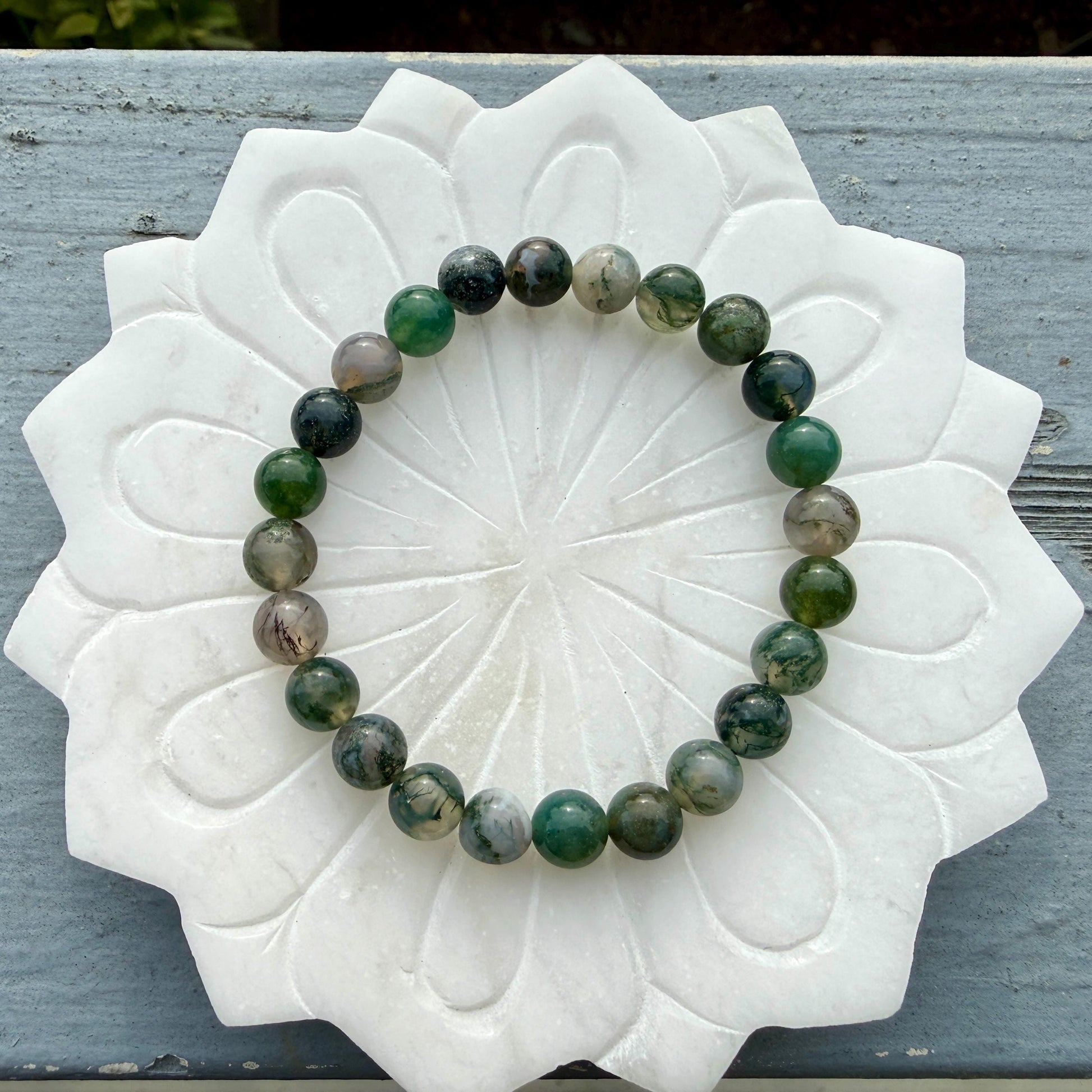 Moss Agate Bracelet 8mm – Healing Crystal Bracelet for Growth, Abundance and Grounding