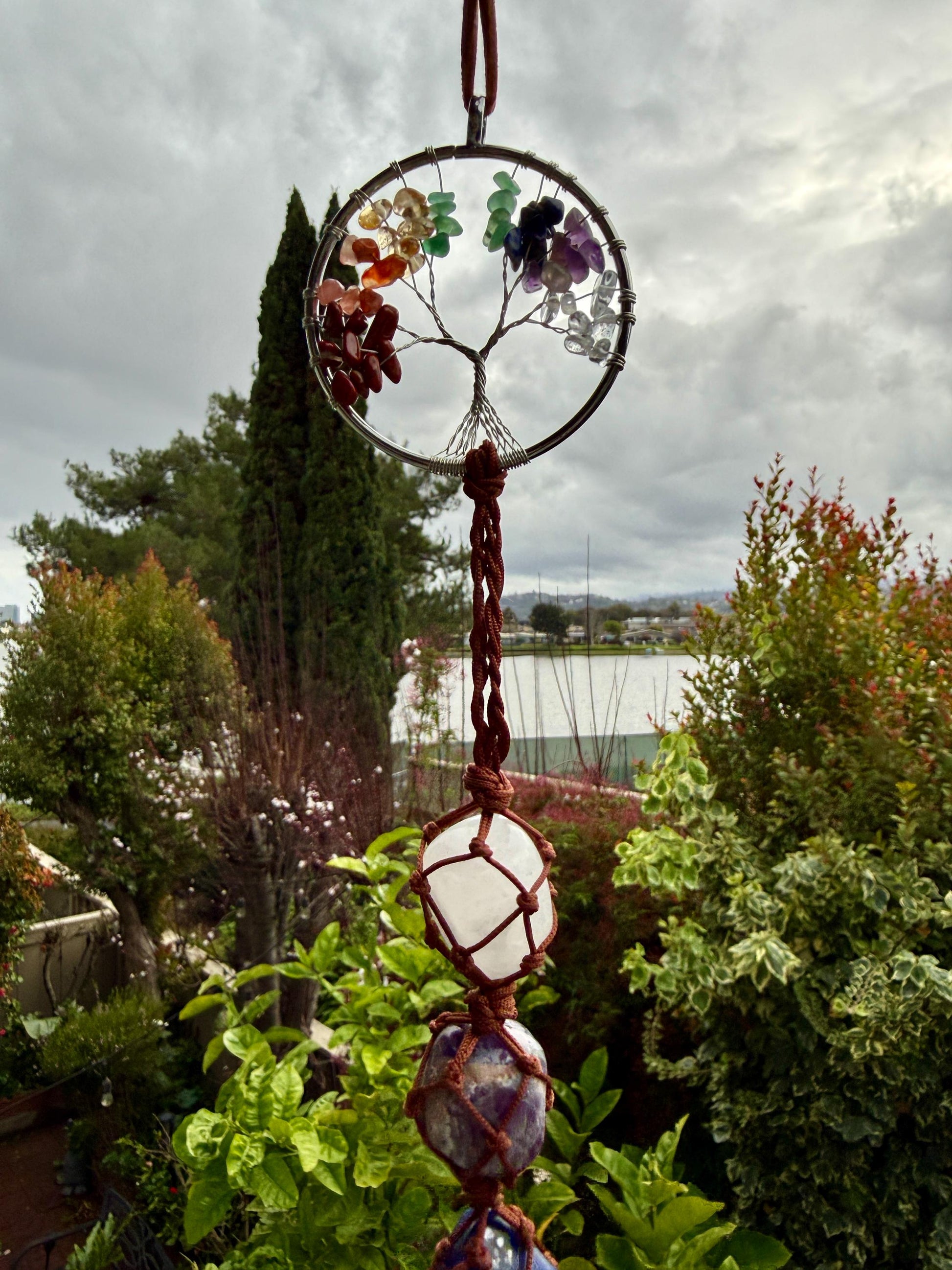 7 Chakra Tree of Life Hanging Decor – Macrame Gemstone Ornament for Meditation Room
