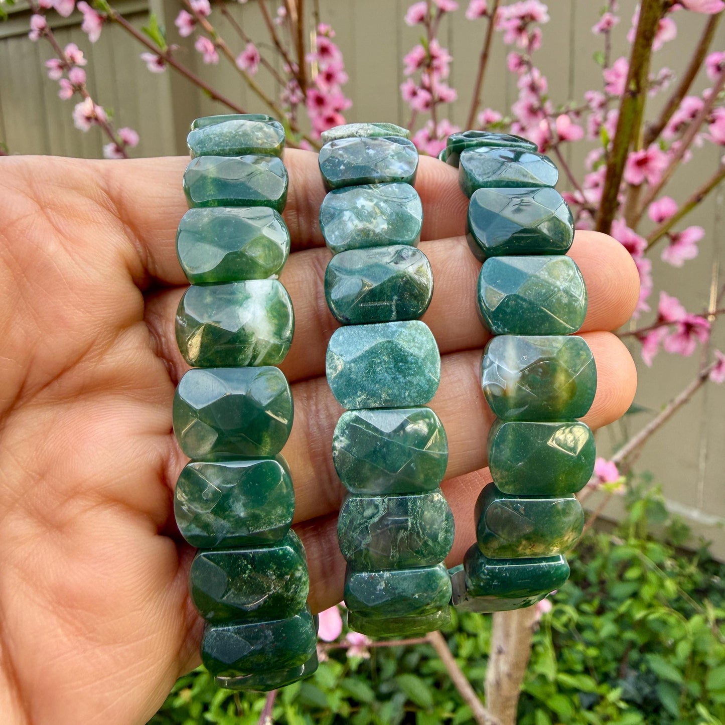 Moss Agate Bracelet 15MM Oval Beads – Natural Crystal for Grounding, Prosperity & Calm