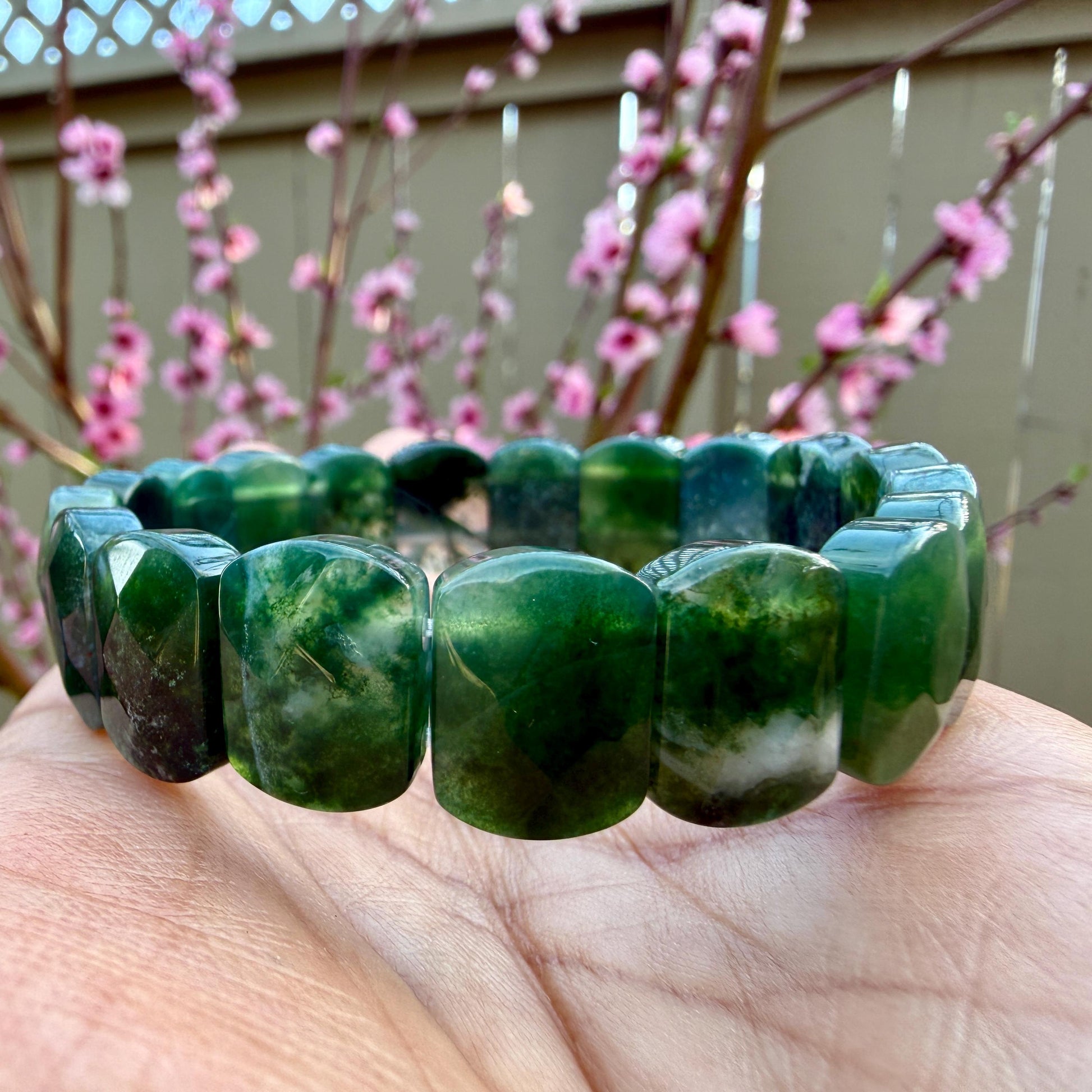 Moss Agate Bracelet 15MM Oval Beads – Natural Crystal for Grounding, Prosperity & Calm