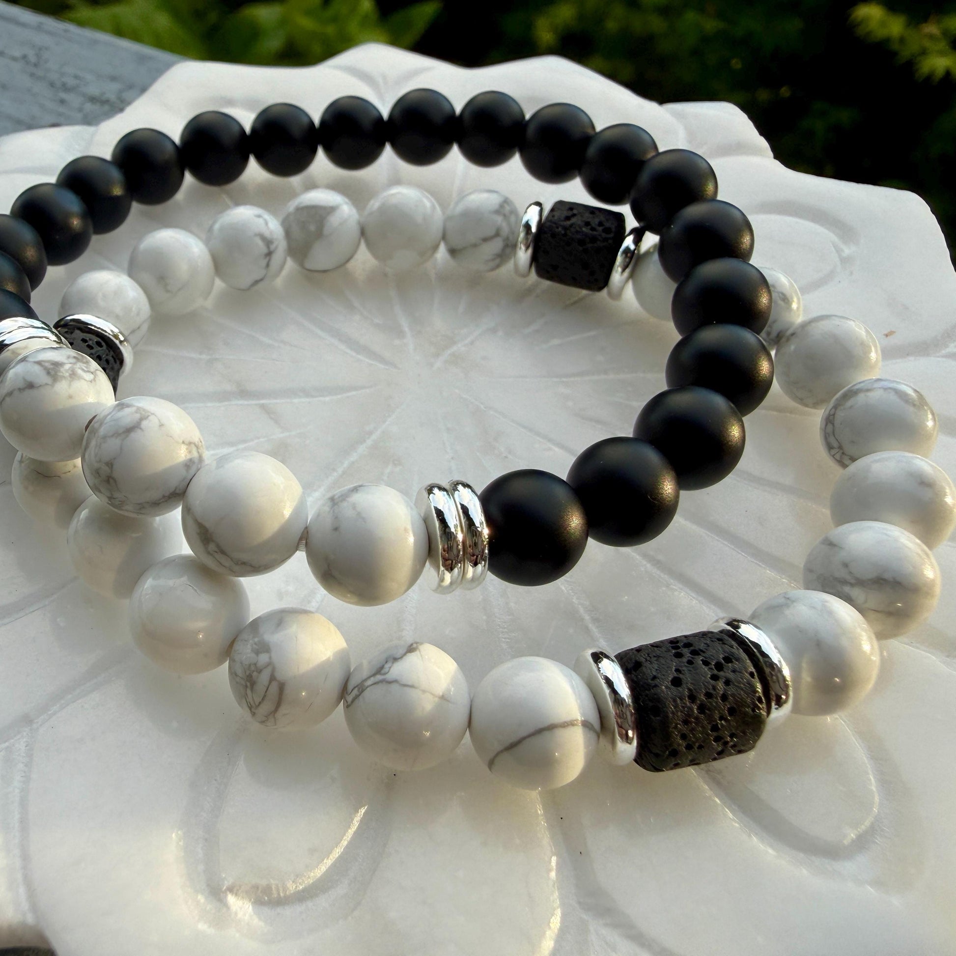 Yin Yang Balance Bracelet Black Onyx Howlite Lava Stone Mens Grounding Diffuser Bracelet Gift for Him