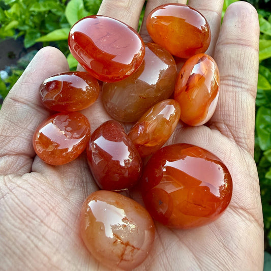 Carnelian Tumbled Stone – Natural Crystal for Motivation, Creativity, Confidence & Vitality