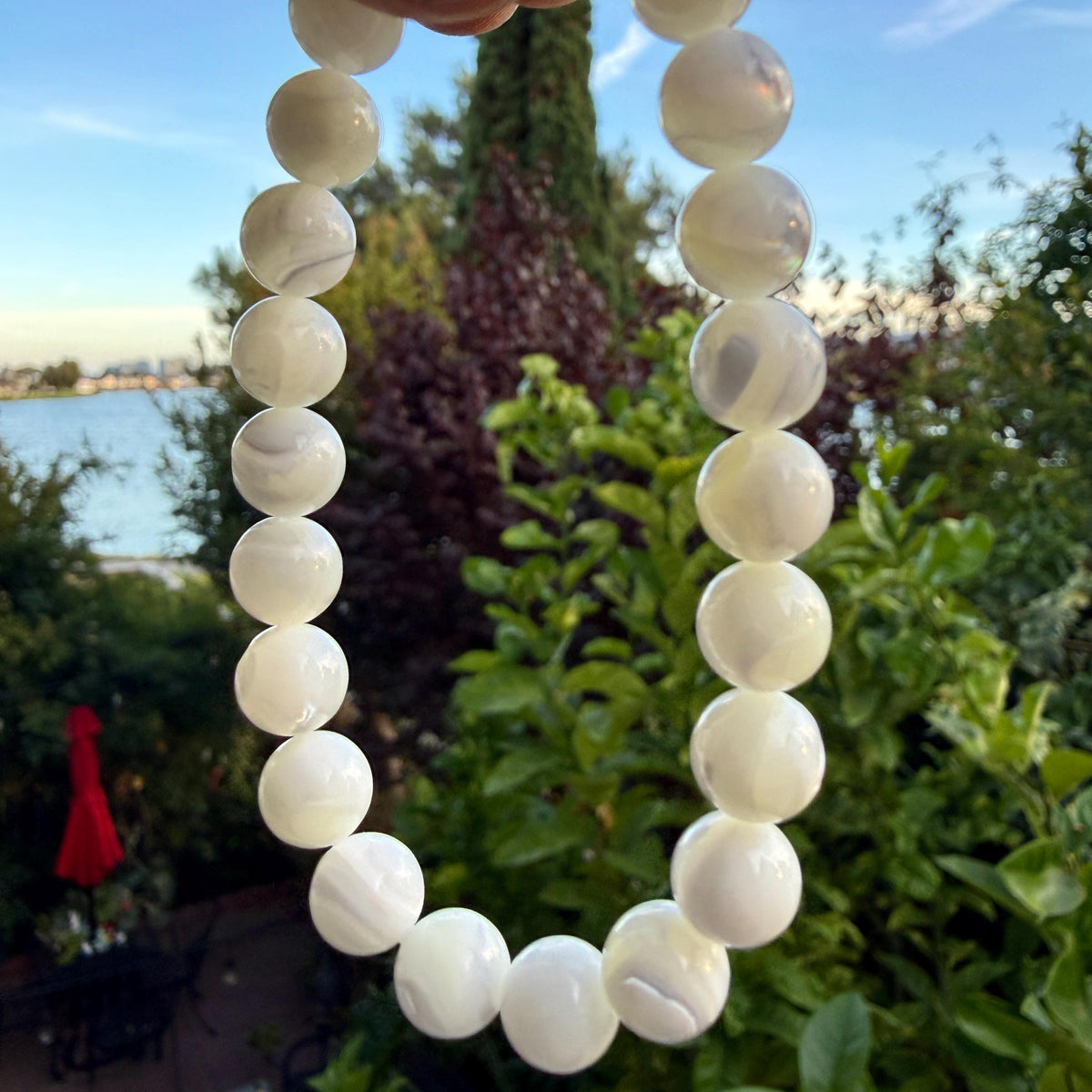 Mother of Pearl Bracelet — Gentle Glow