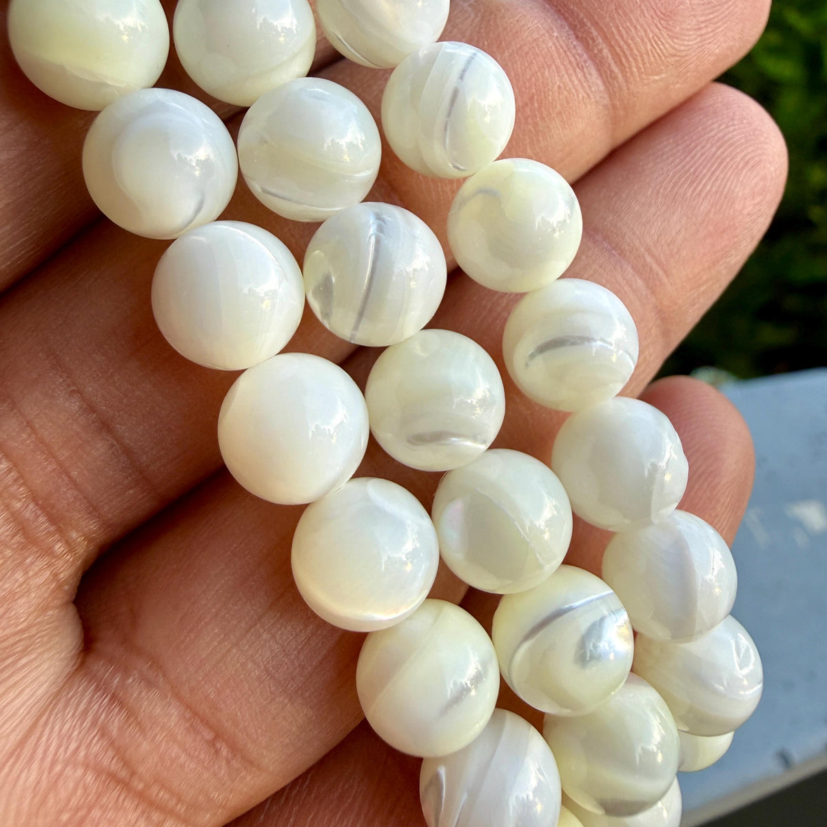 Mother of Pearl Bracelet — Gentle Glow