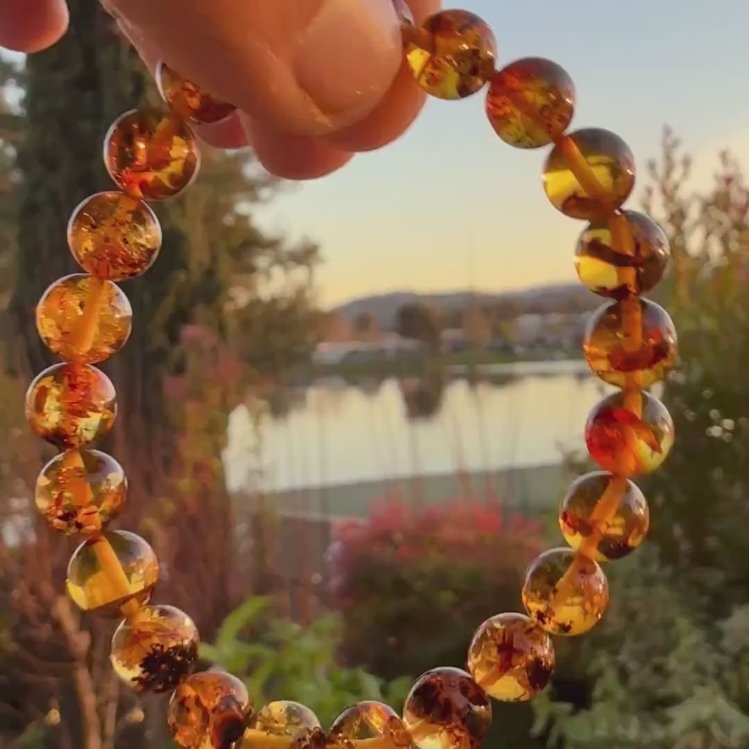 Flower Baltic Amber Bracelet — Warmth & Calm