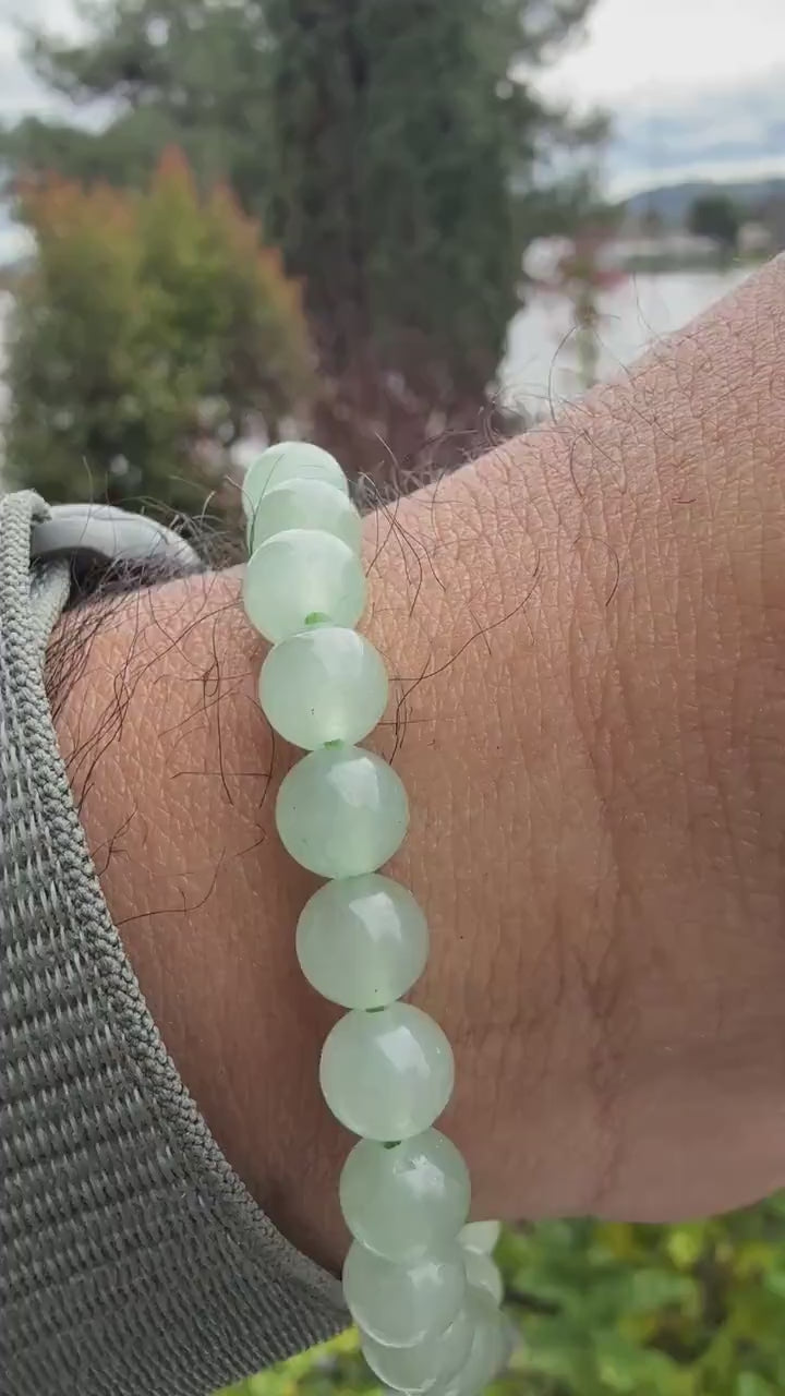 Green Aventurine Bracelet — Luck & Abundance