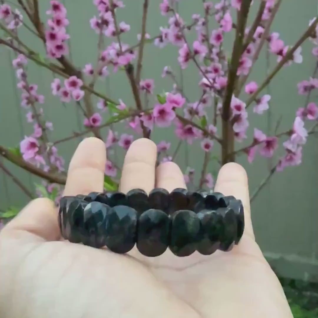 Nuummite Bracelet, 14x9mm — Protection & Grounding