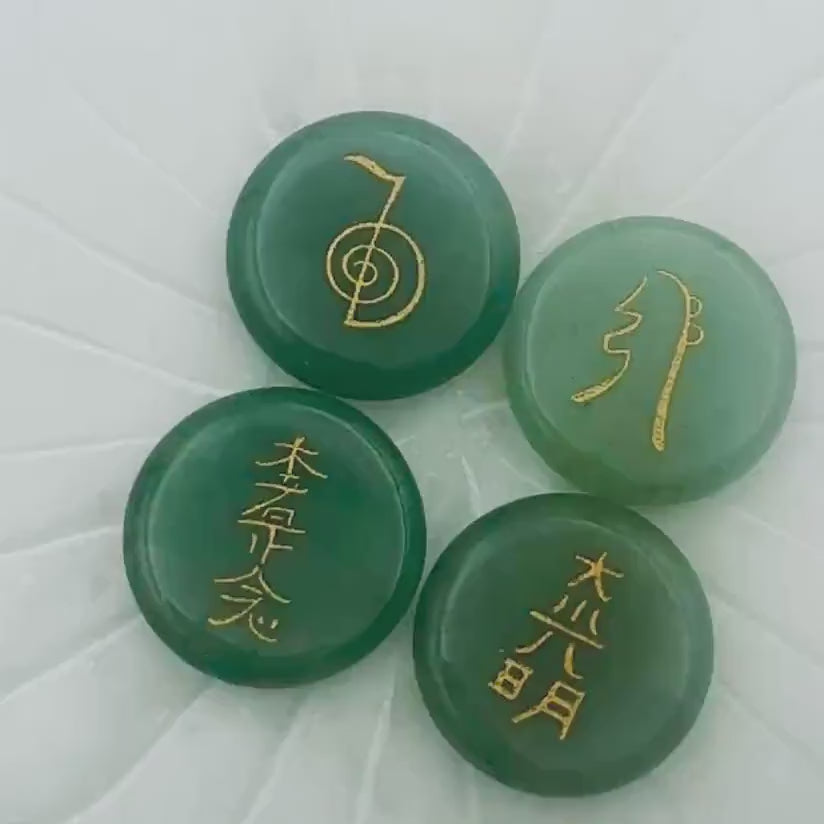Green Jade Reiki Stone Set — Harmony & Balance